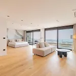 Reina 빌라 *