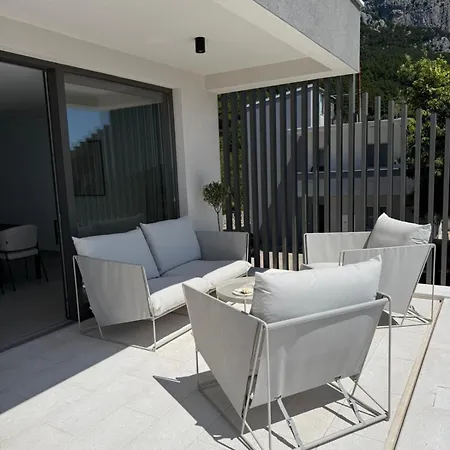 Reina 마카르스카