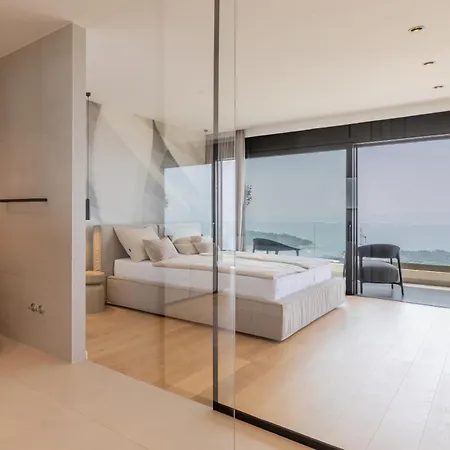 Reina Villa Makarska