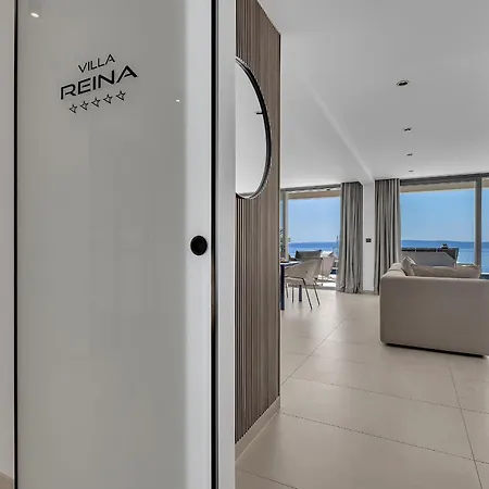 Villa Reina *