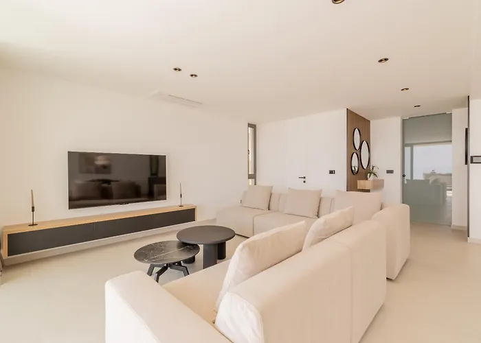 Reina Μακάρσκα