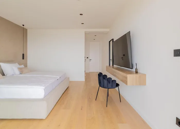 Βίλα Reina Μακάρσκα