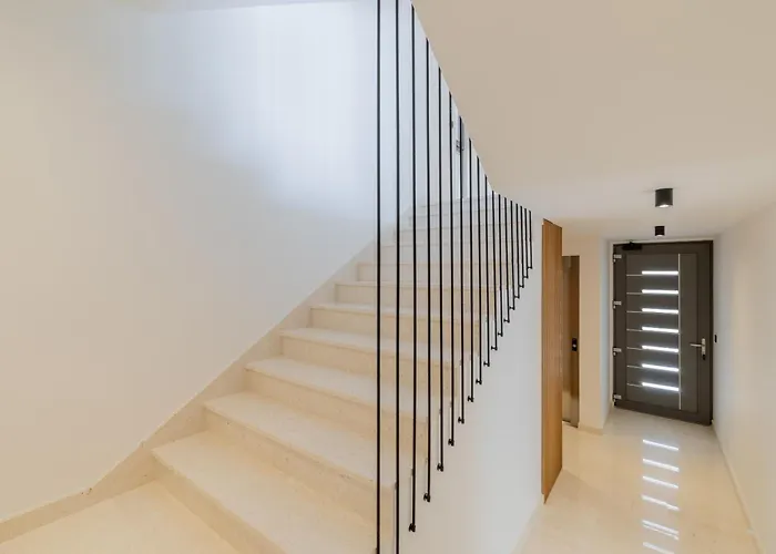 Βίλα Reina Μακάρσκα