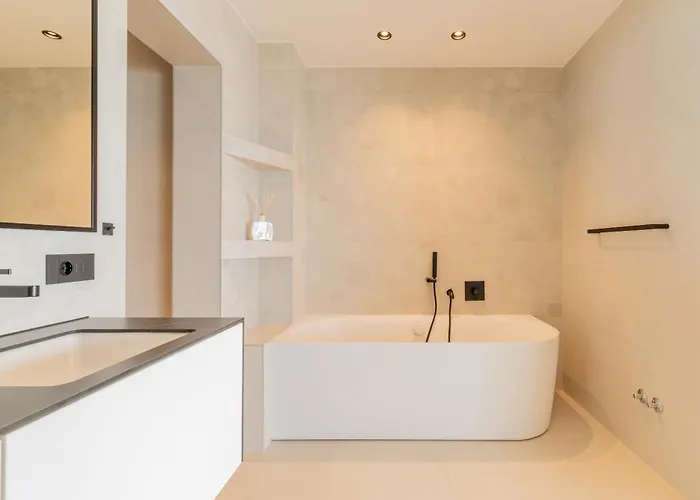 Reina מאקרסקה