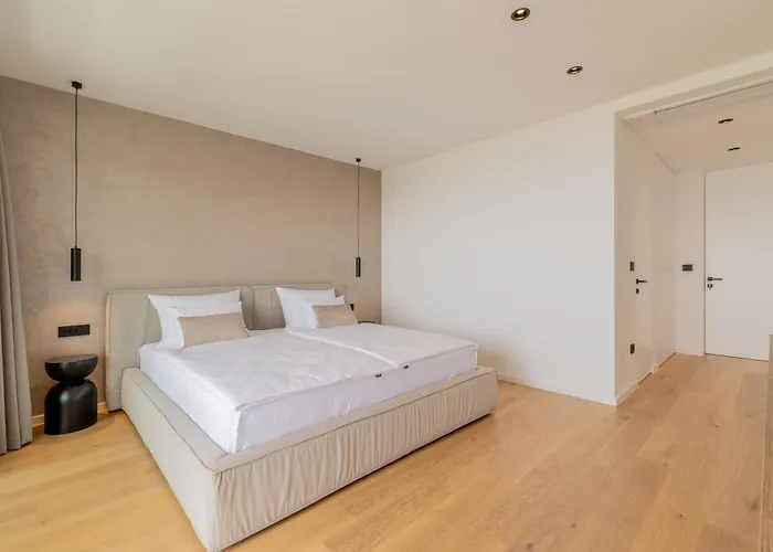 Βίλα Reina Μακάρσκα