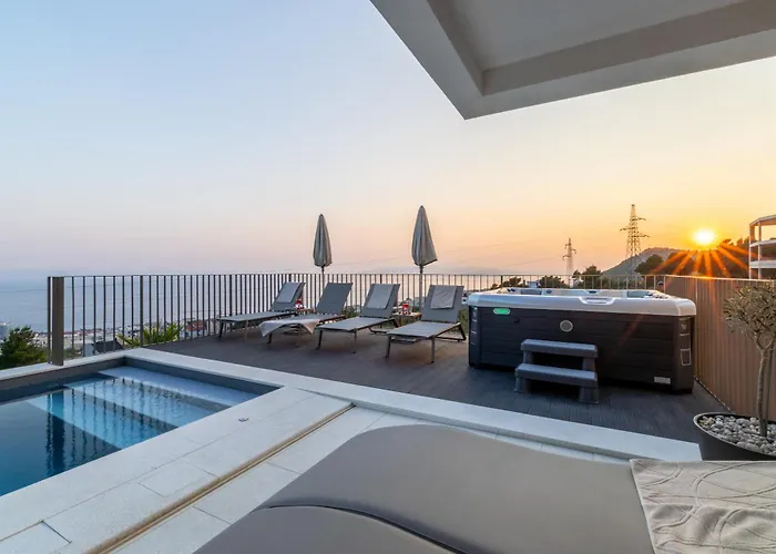 Βίλα Reina Μακάρσκα