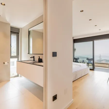 Reina מאקרסקה