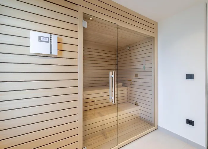 Reina Vila Makarská