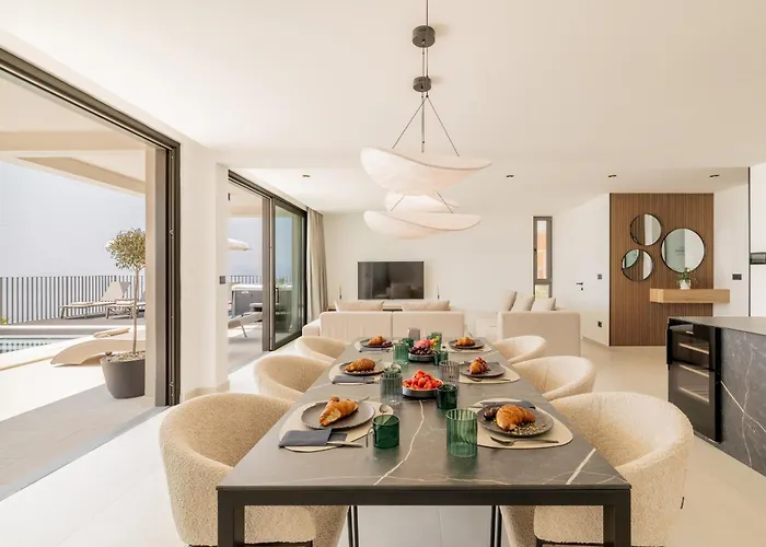 Reina Vila Makarská